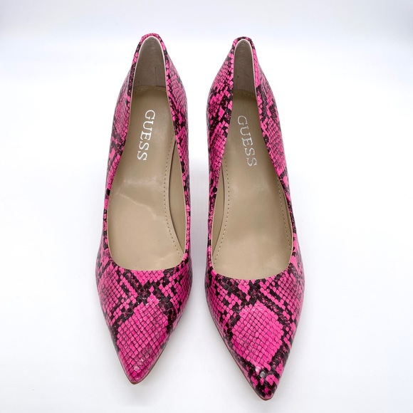 Guess Heels Pink Sexy Snake Embossesd Bennie Pumps - Picture 3 of 11